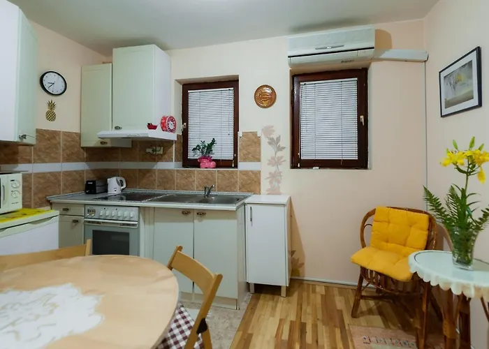 Lausev Garden * Subotica